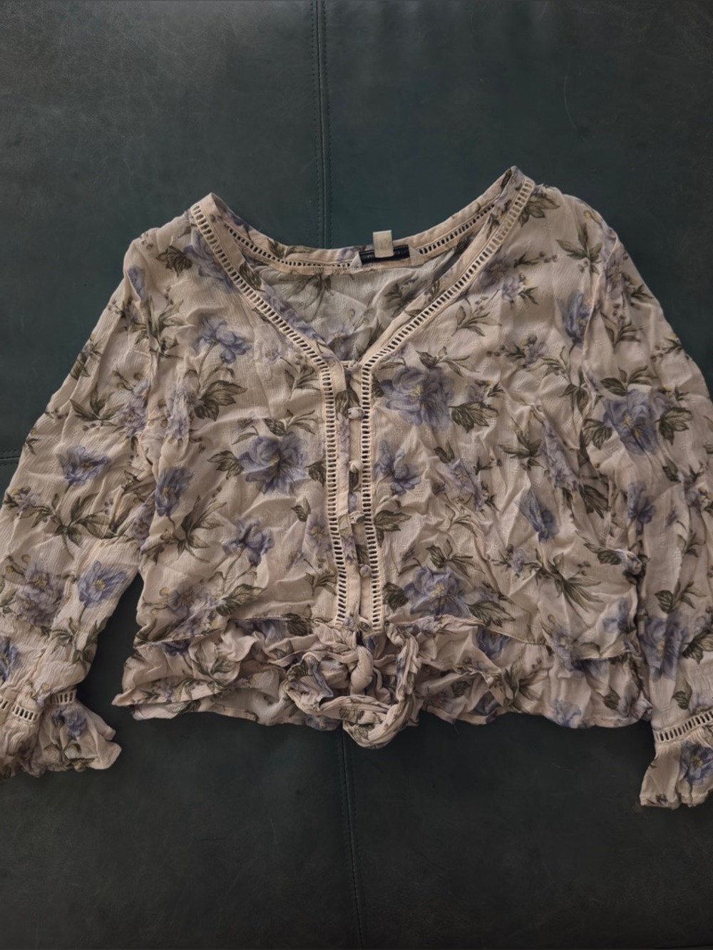 American Eagle Outfitters tie front button floral shirt